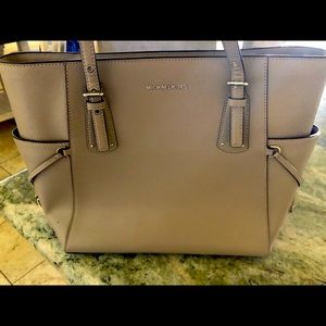 Michael Kors Tote
